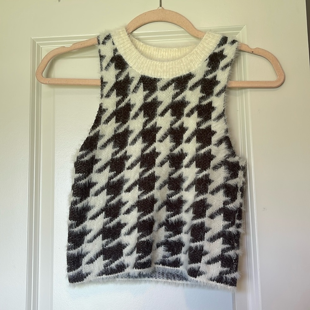 Shop These Three Houndstooth Mini Crop Sweater: Medium